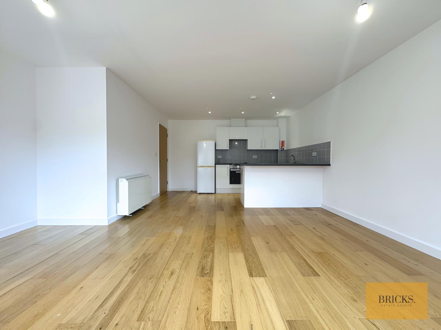 Property- Flat 11, Rothesay Road, Luton - Bricks